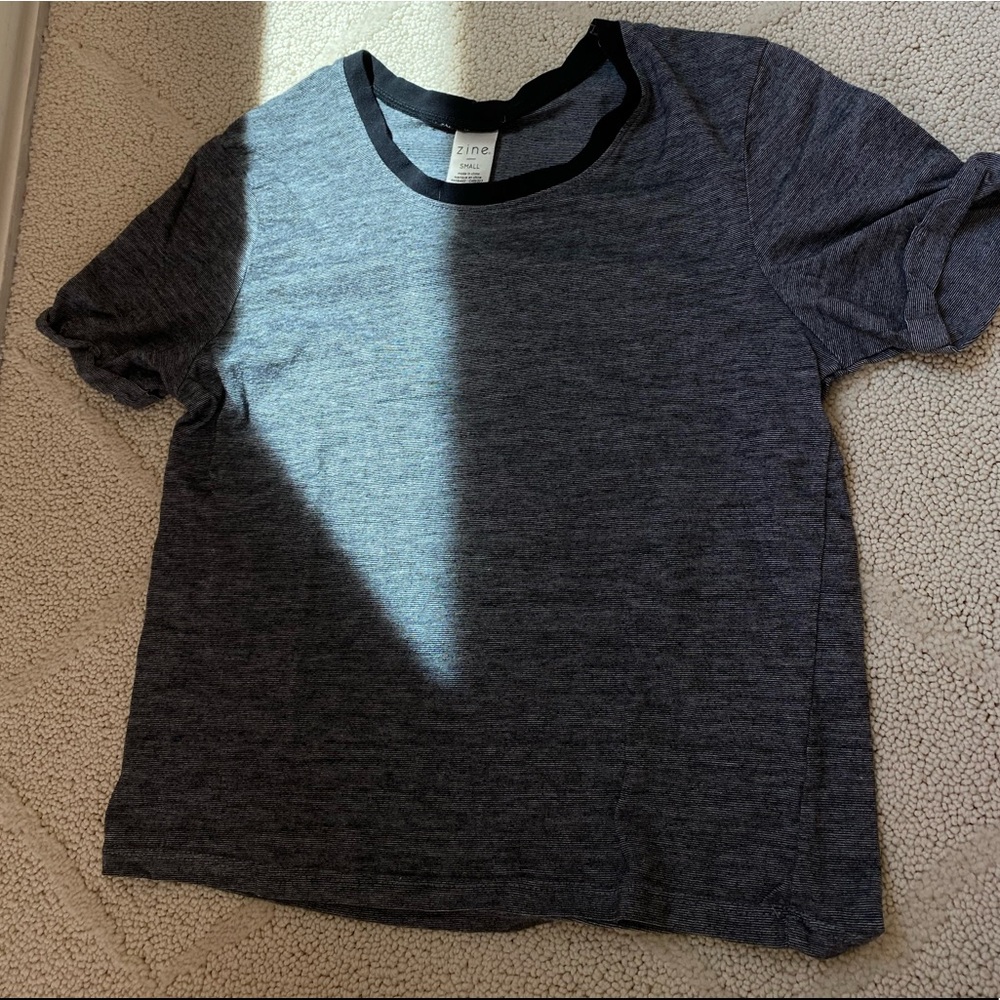 trendy gray and black shirt (SIZE SMALL)